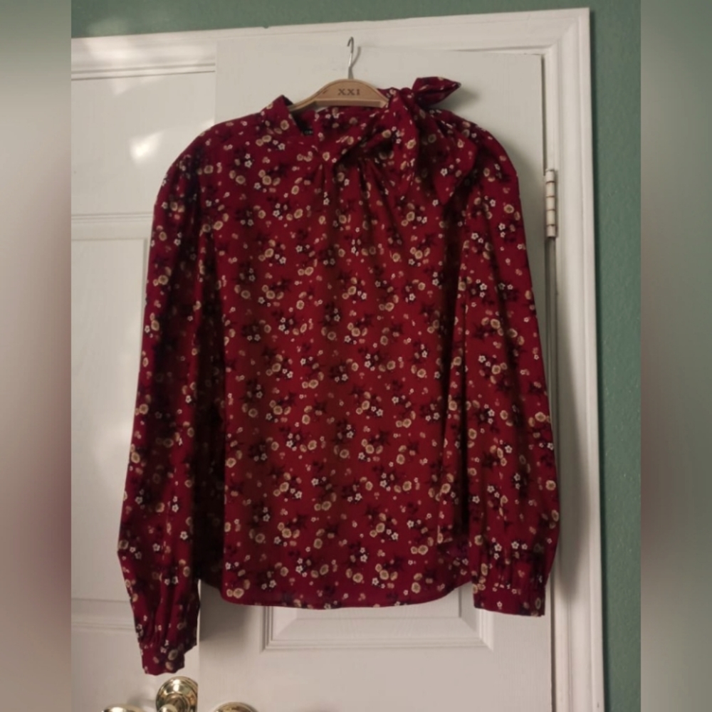 Floral Side Bow Blouse